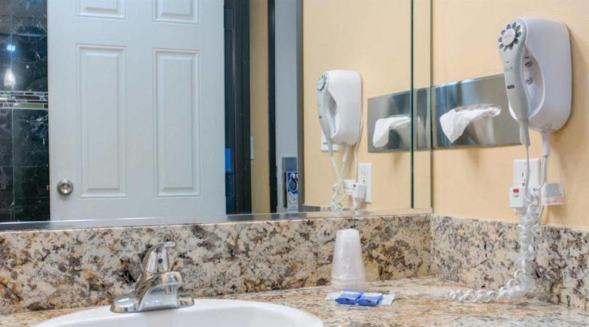 Redondo Beach Inn-Lax (Adults Only) Gardena Exteriör bild